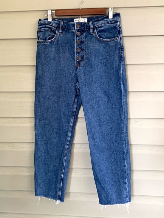 Abercrombie & Fitch Denim - Abercrombie & Fitch The Mom high-rise jeans straight leg raw hem sz 28 EUC 6